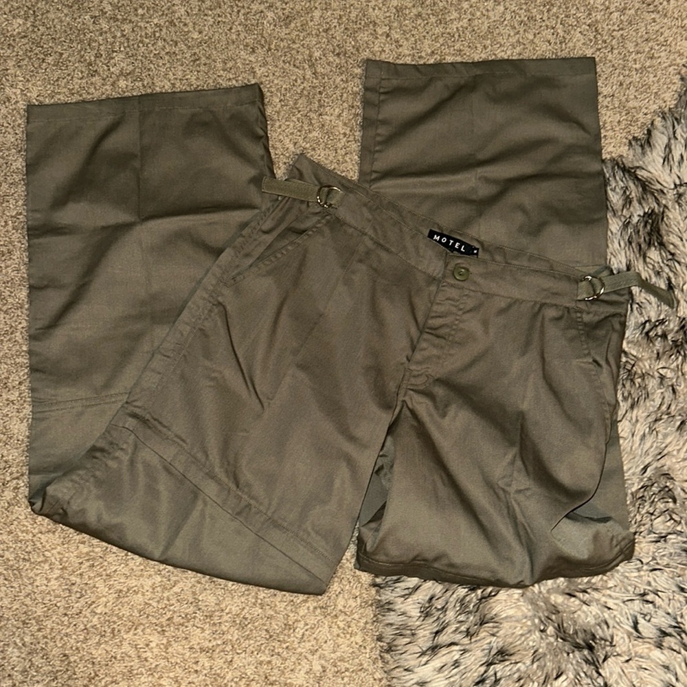 Motel Tansy Wide Leg Cargo Trouser In Stone Green M - Picture 3 of 9
